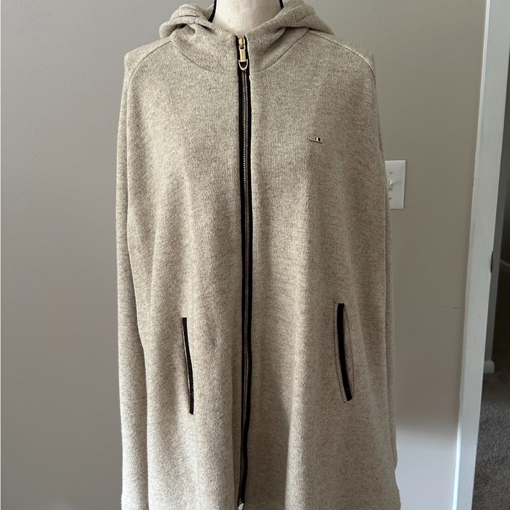 Wool Hooded Zip-Up Cape